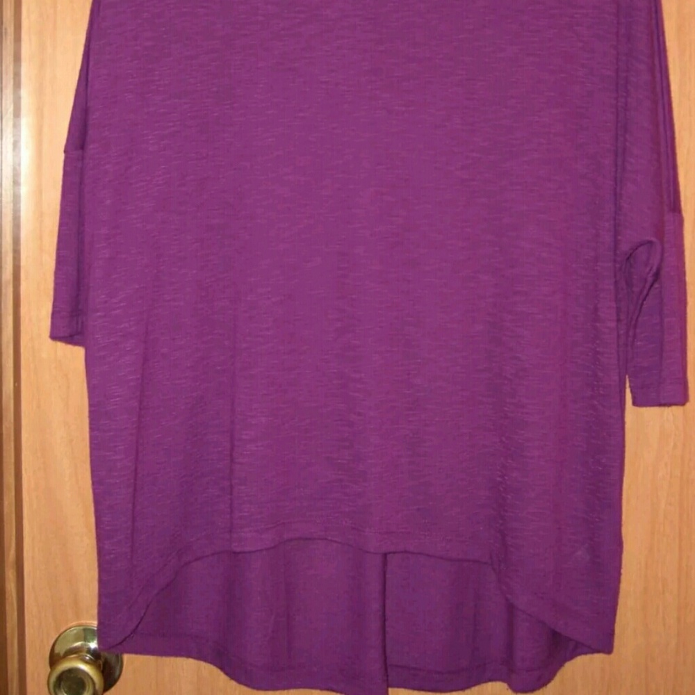 Plumberry Raspberry Hi Lo Sweater Top - Picture 2 of 3